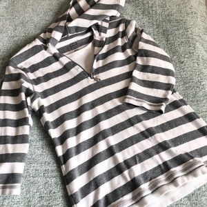 Hooded striped sweatshirt